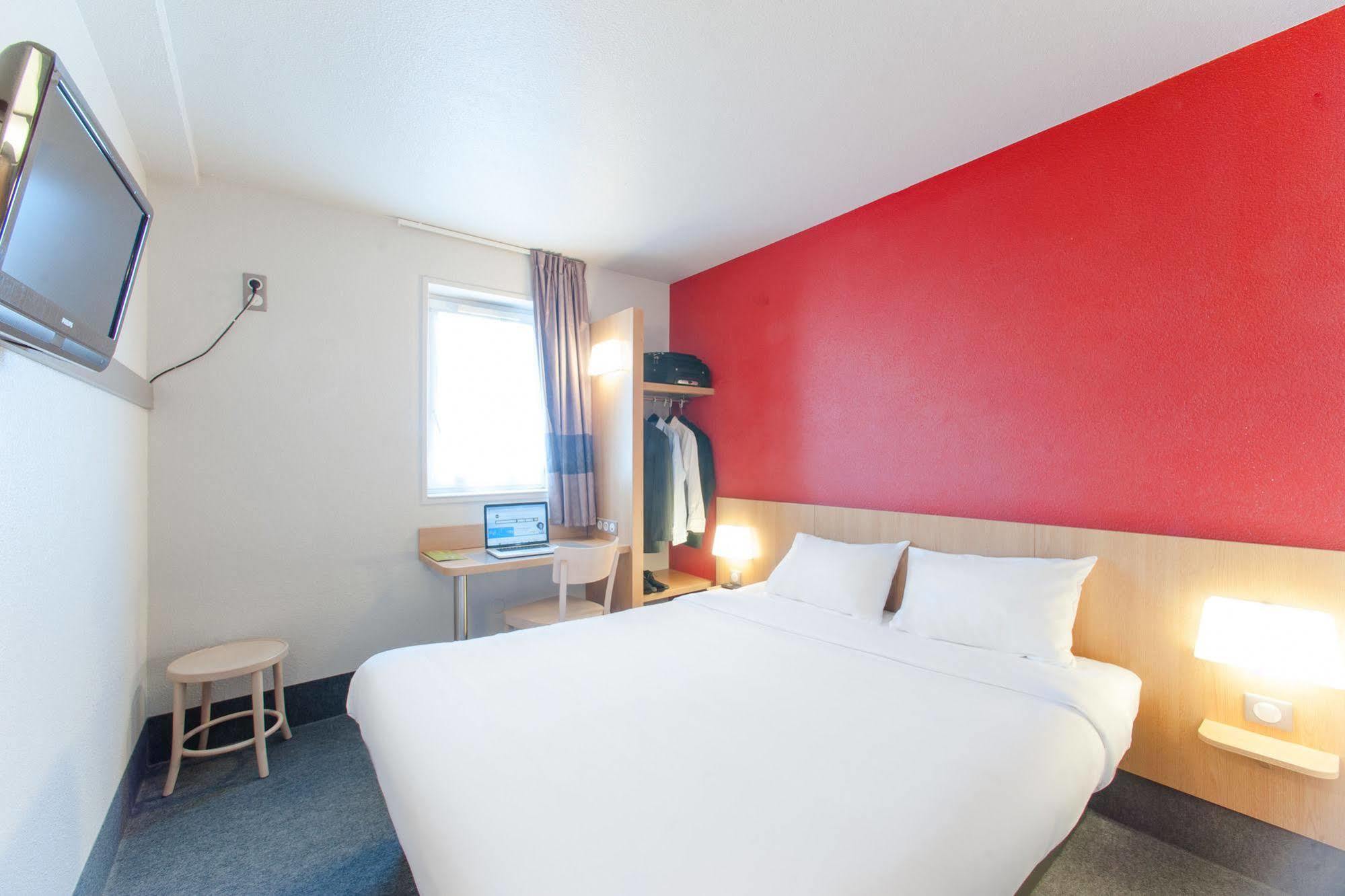 B&B Hotel Troyes Saint-Parres-Aux-Tertres Exterior foto